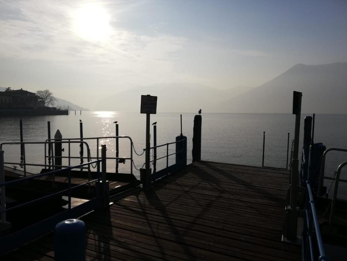 In Riva Al Lago Di Iseo Dependance Primo Piano Marone Exterior foto